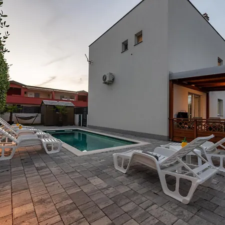 Len Mar Zadarvillas Vila